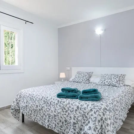 Pau, Pool And Garden Close To The Port de Alcudia (Mallorca)