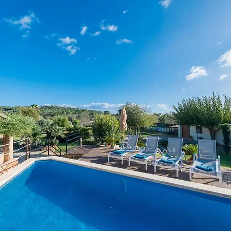 Pau, Pool&garden Close To The