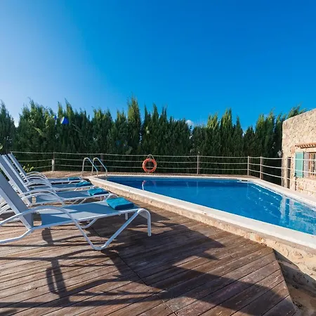 Pau, Pool&garden Close To The Puerto de Alcúdia