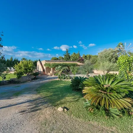 Pau, Pool&garden Close To The