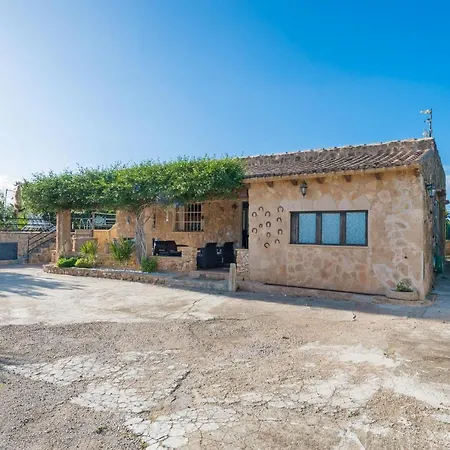 Can Pau Villa